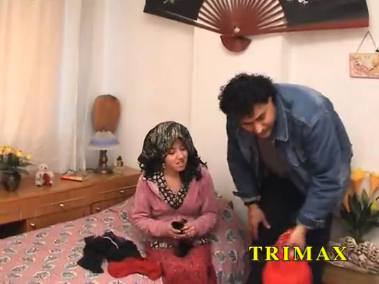 Utangaç Köylü Kızı Büyük Şehirde Türk Erotik Film izle